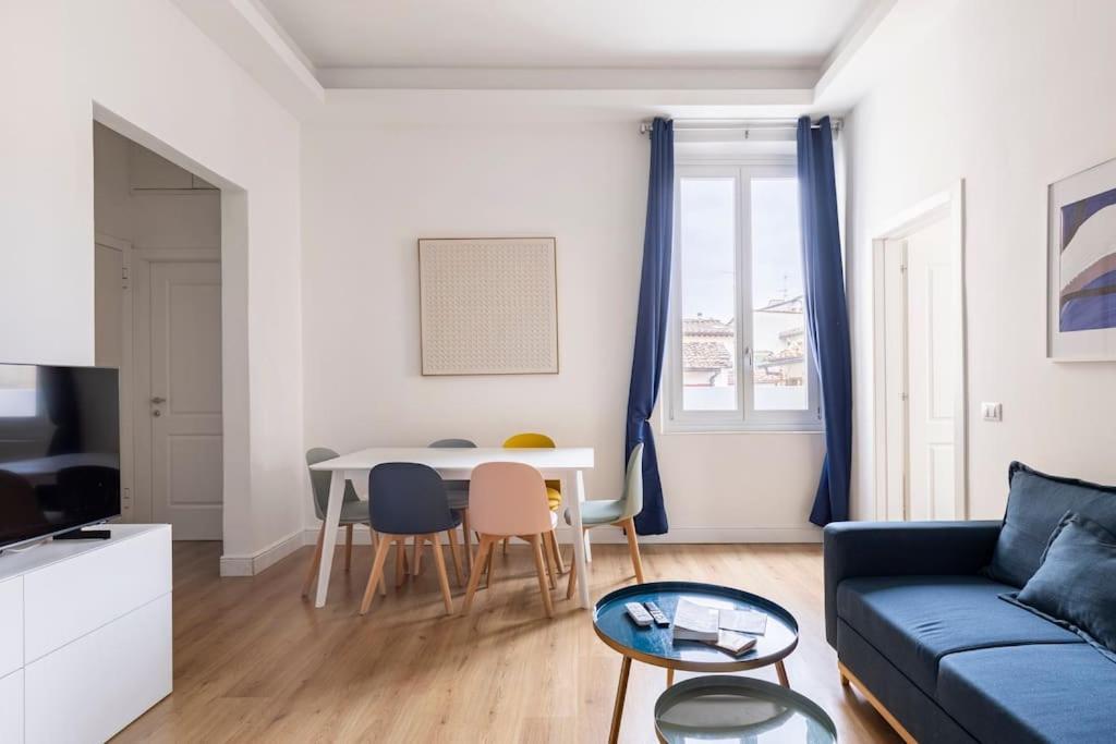 Apartment White Martelli Florence